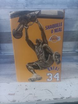 LA Lakers Shaquille O’Neal Limited GOLD Statue 9 Inch Stadium Give Away Shaq