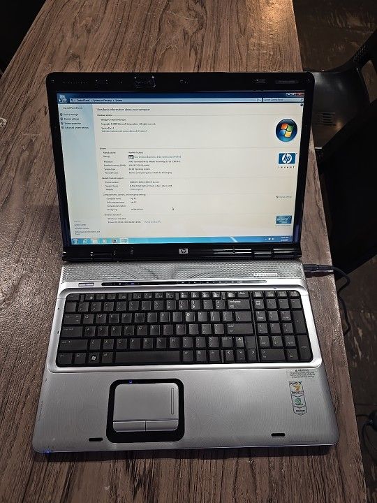 HP DV9000 17 inches