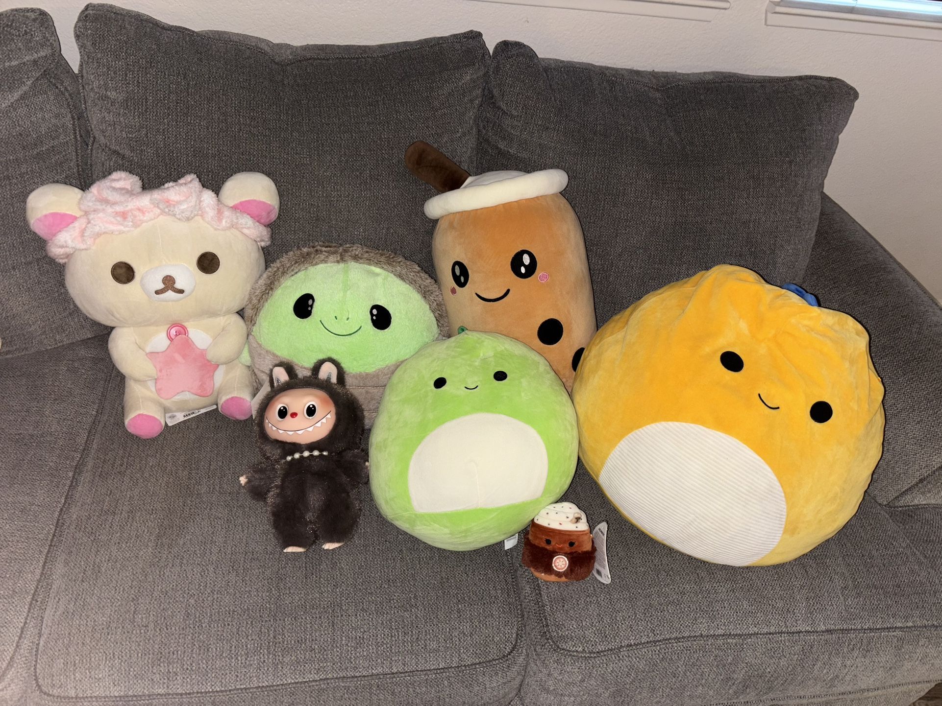 Random Plushies 