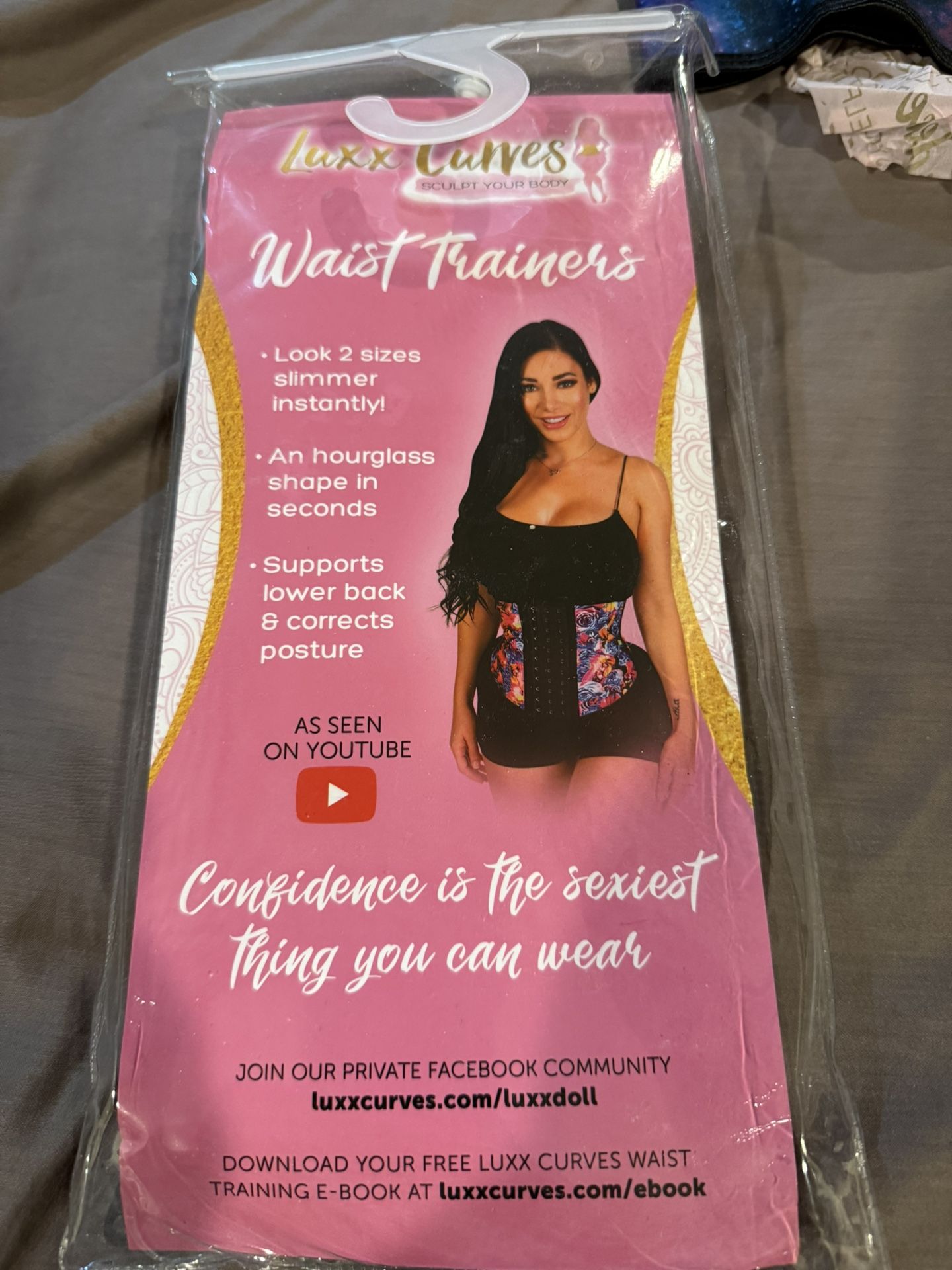 Luxx Curves Waist Trainers Size M - joarbit.com