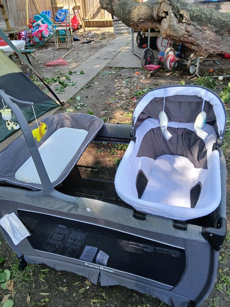 Play Pen With Accessories