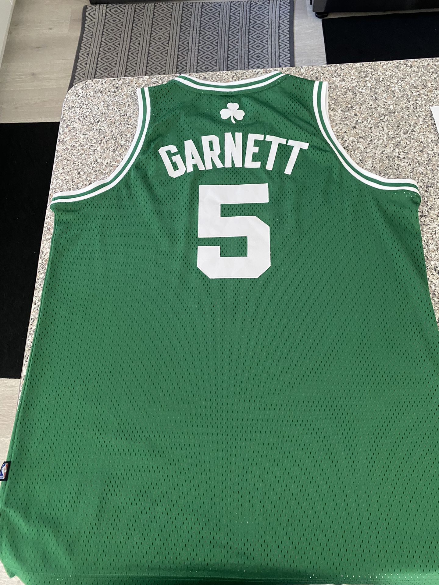 Boston Celtics Jersey for Sale in Spring Hill, FL - OfferUp