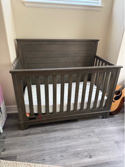 Baby crib