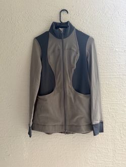 Lululemon women’s 6