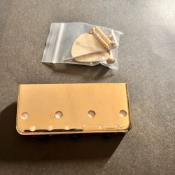 Wilkinson WTBS Short Telecaster Bridge with Brass Compensated 3-Saddles Gold