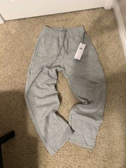 (BEST OFFER) Grey uncuffed alo sweatpants