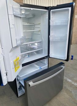 GE Stainless Steel French Door Fridge - Excellent Condition, EnergyStar