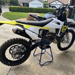 2023 Husqvarna TE300