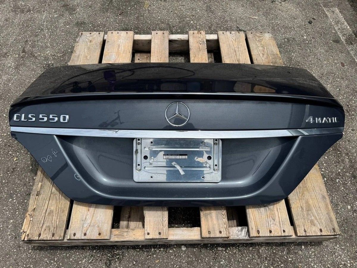 12-18 Mercedes W218 CLS550 CLS400 Trunk Lid Panel Assembly OEM Color Code 755