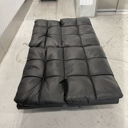 Black Futon