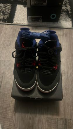 Jordan 4s
