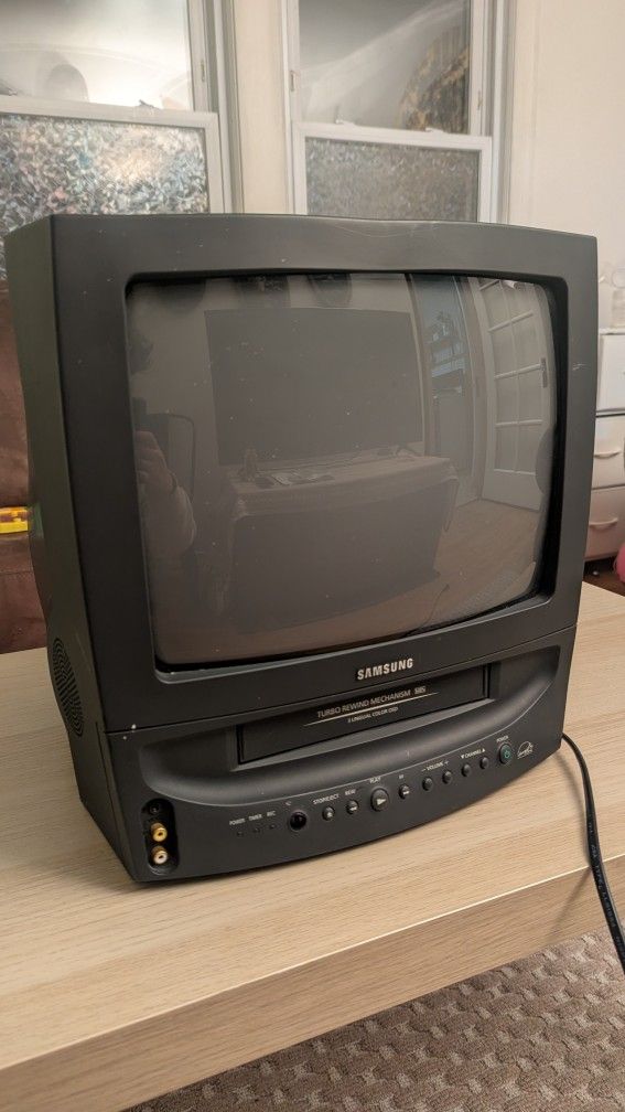 2001 Samsung VCR/TV