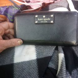 Kate Spade Zip Around Wallet