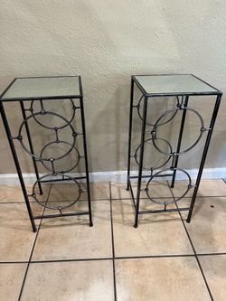 2 side tables