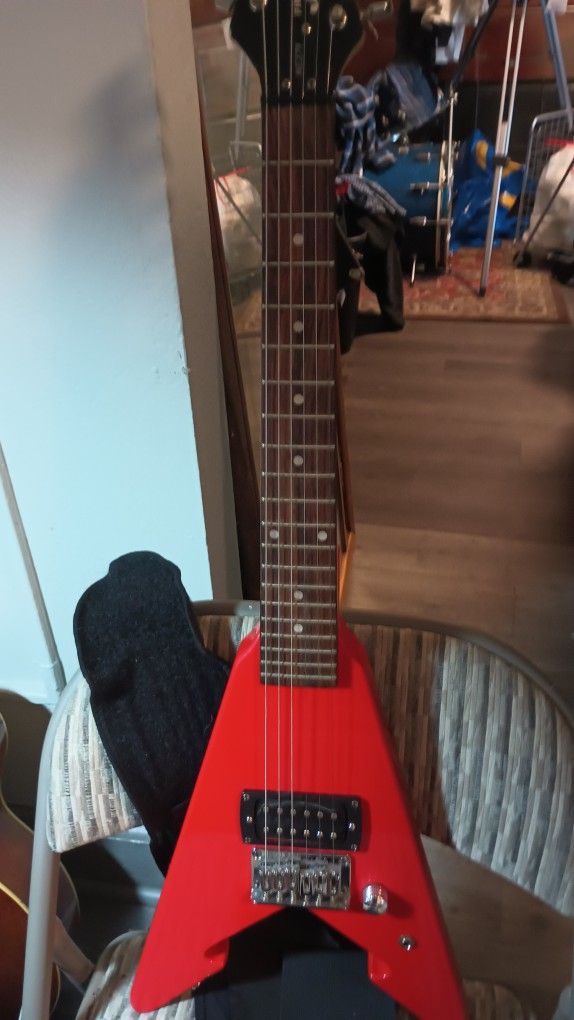Flying V Mini Guitar