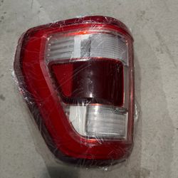 Left LED Tail Light For Ford F-150 F150 2021-2023 Rear Brake Lamp W/ Blind Spot