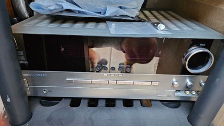 Harman Kardon AVR146 stereo/surround receiver