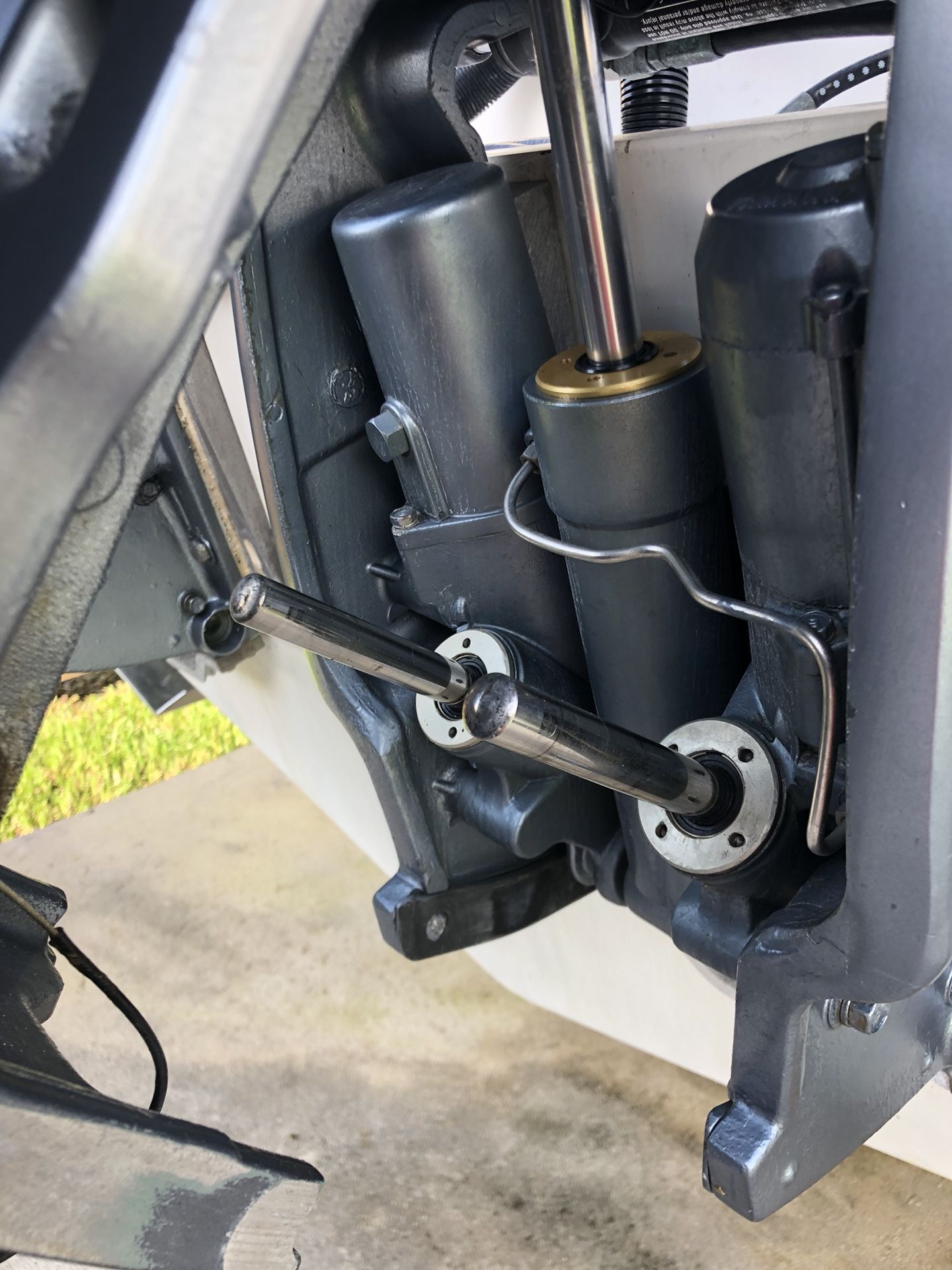 1999 Yamaha OX66 225 outboard motors 425 hours for Sale in Miami, FL