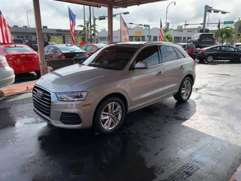 2016 AUDI Q3