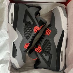 Jordan 4 Infrared