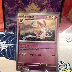 Sylveon Master Ball Pattern Pokemon Card SV Prismatic Evolutions 040/131