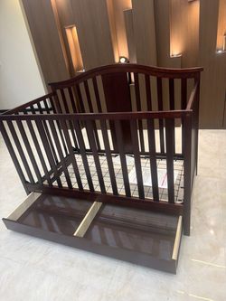 Graco Solano 4-in-1 Convertible Baby Crib with Drawer, Espresso