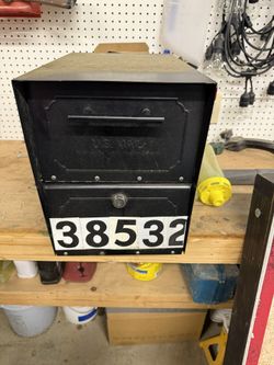 Lockable Mail Box