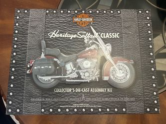 Franklin Mint Harley-Davidson Heritage Softail Classic Die-Cast Kit