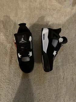 Jordan 4 Thunder White 