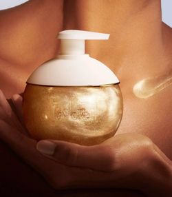 Dior J’adore Les Adorables Shimmering Body oil new AMAZING