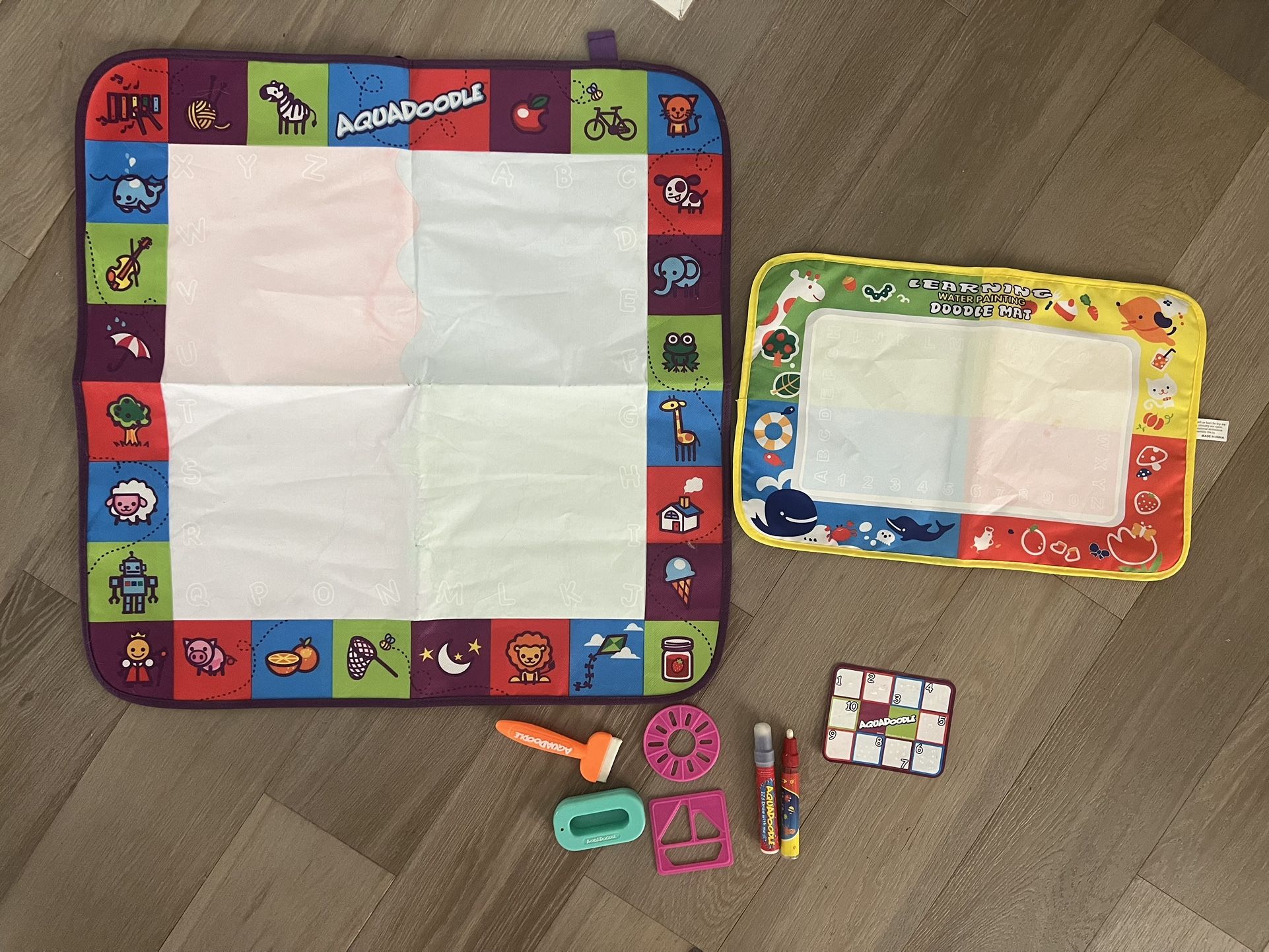 Aqua Doodle Mat + Accessories