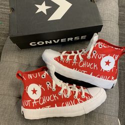 Converse Hightop Red - Size 7.5W