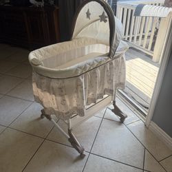 Bassinet 