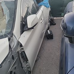 14-24 Infiniti Q50 Front Left Driverv Side  Door Assembly