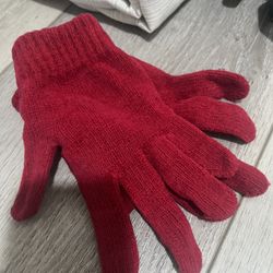 Red Knit Gloves