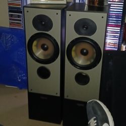 Paradigm Performance Series Vintage Speakers Polyurethane Extra Strong Speakers Very Loud! Amazing Sounding Test In Front Of You