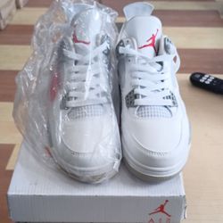 Air Jordan 4 White Red Sneakers