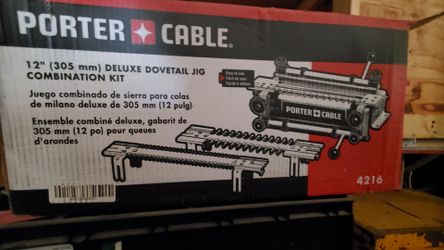 Porter-Cable 4216 12" Deluxe Dovetail Jig.