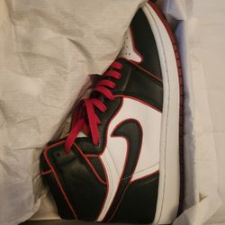 Jordan 1 Bloodline Sz 12