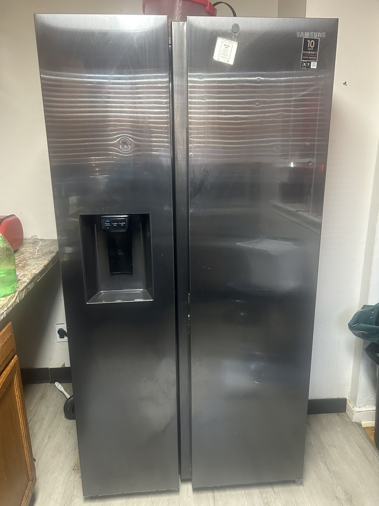 Samsung Stain And Steel Refrigerator