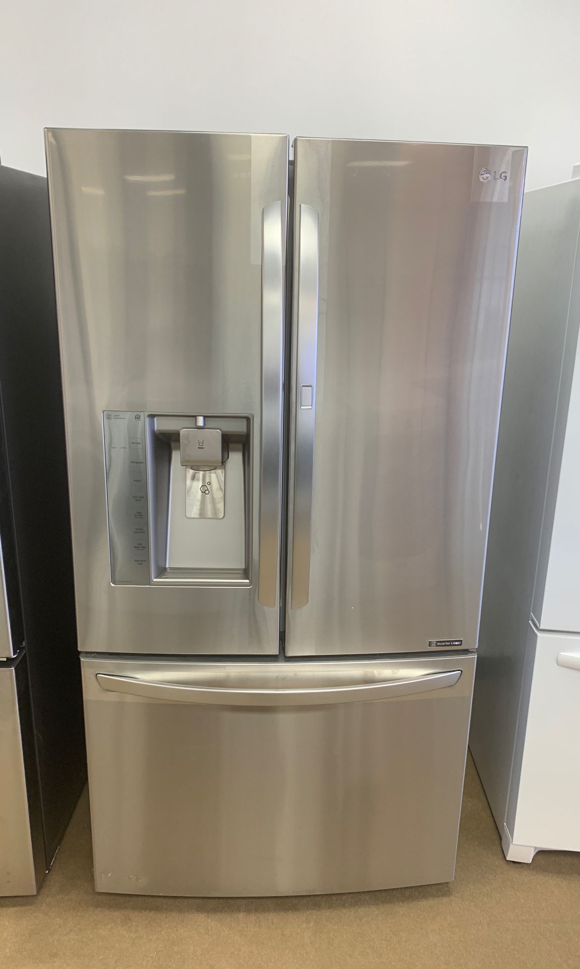 LG Refrigerator New Dent and Scratch for Sale in Indianapolis, IN - OfferUp