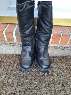 Beautiful pair of new boots