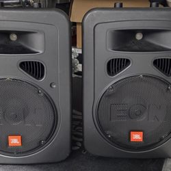 JBL EON 10G2 POWERED SPEAKERS+CARRYING BAGS+ULTIMATE STANDS