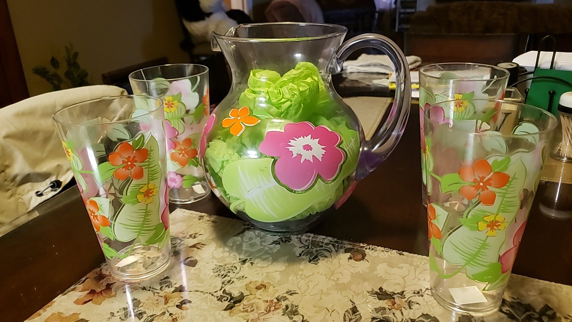 Summer pitcher set