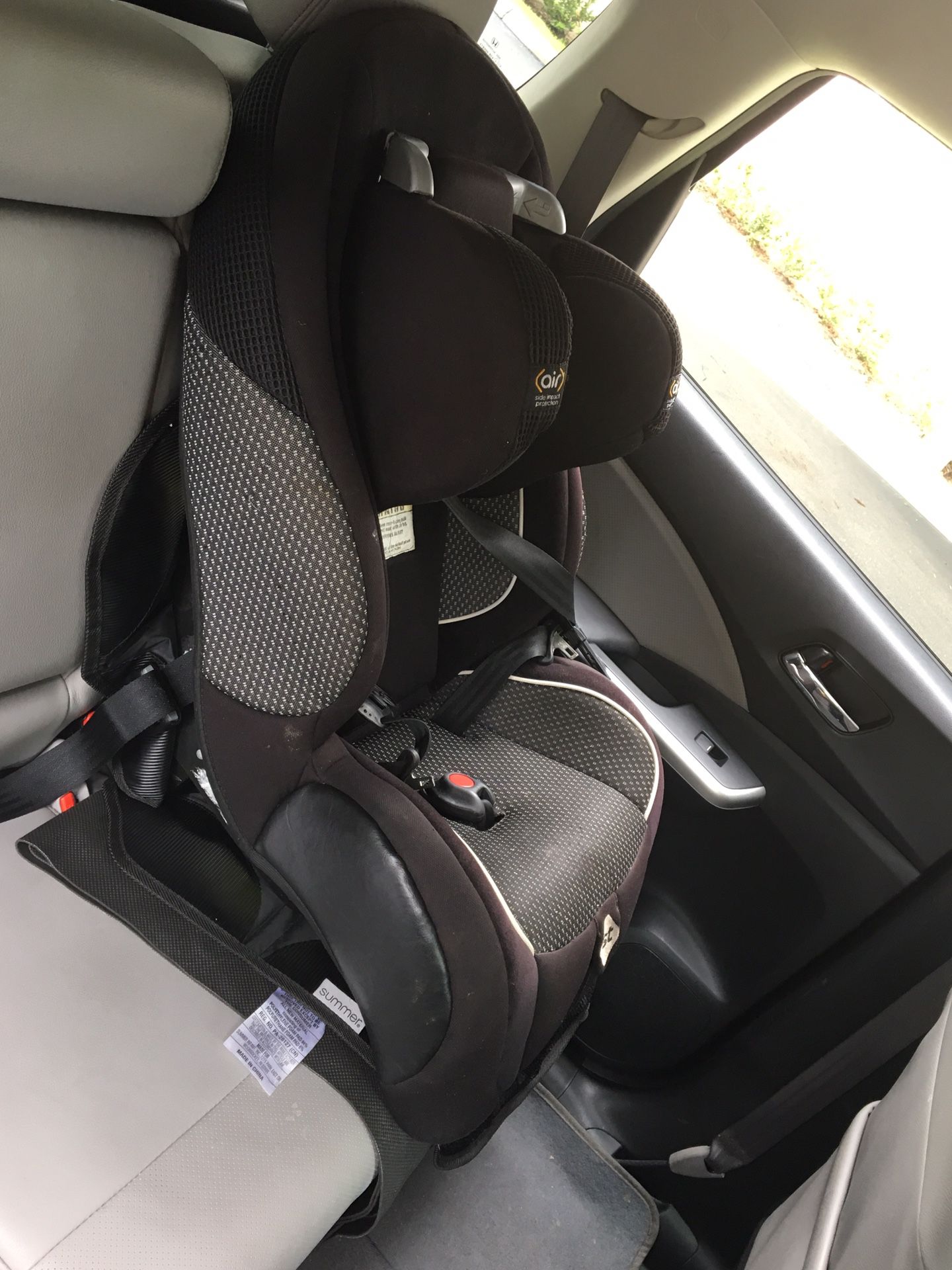Baby car seat- Safety 1st