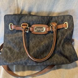 Brown monogram Michael Kors purse  #MichaelKors  #purse