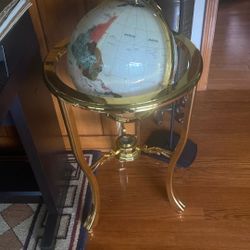 Gemstone Inlay Globe with Gold-Tone Tripod Stand – Elegant Home or Office Décor