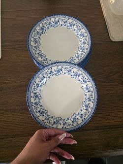Dining plates