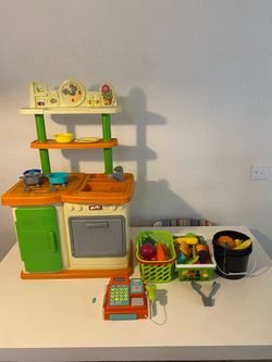 Kitchen playset & foods & cash register
