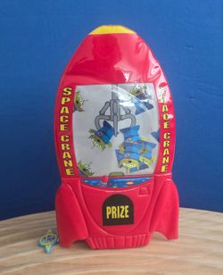 Disney Store Toy Story ALIEN Claw Machine Zip-up Art Set